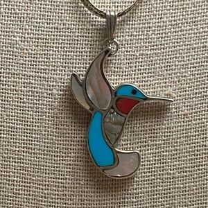 Vintage hummingbird pendant necklace.